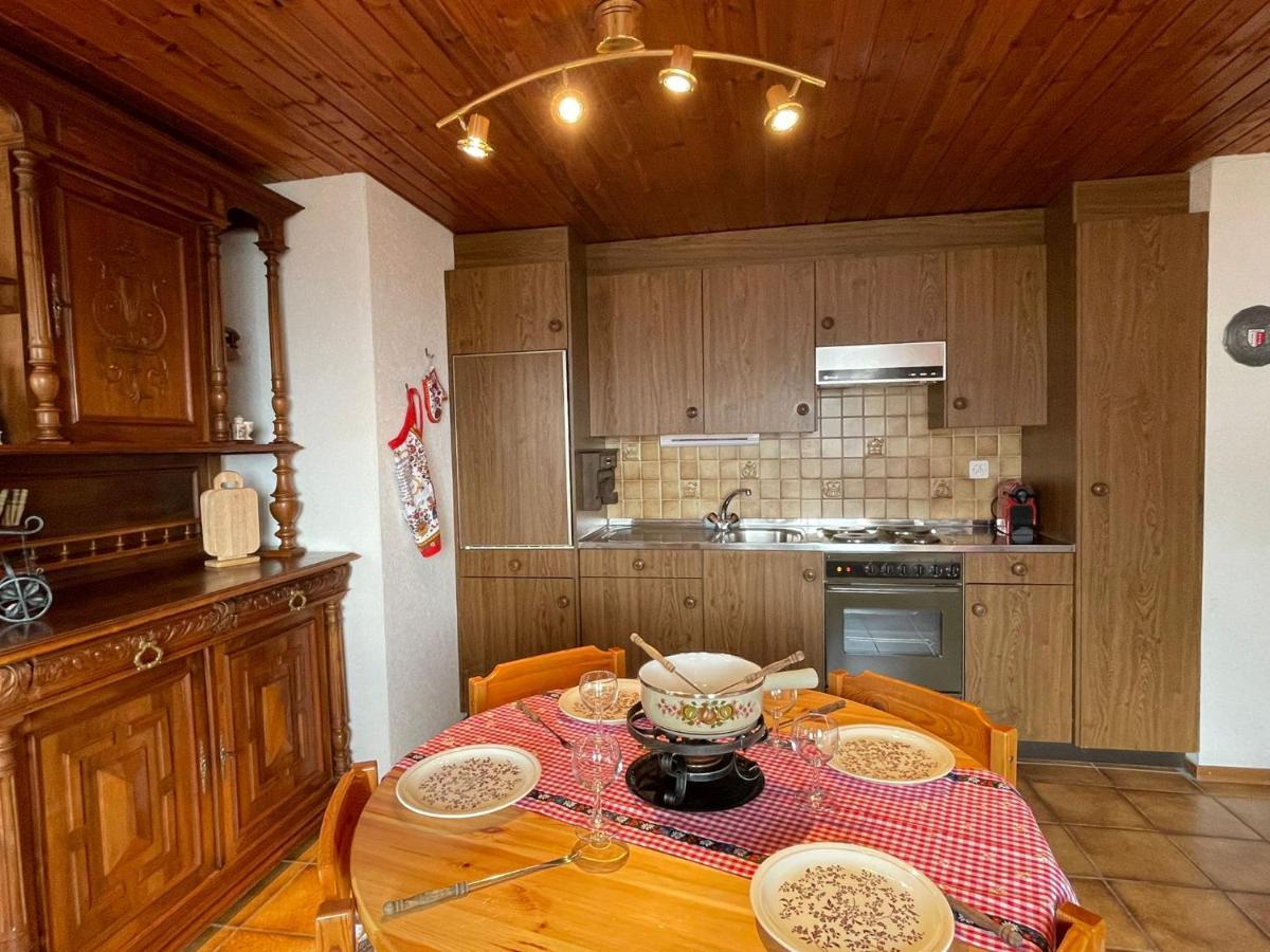 Gemuetliche Wohnung Mit Traumaussicht! 阿尔宾内 外观 照片