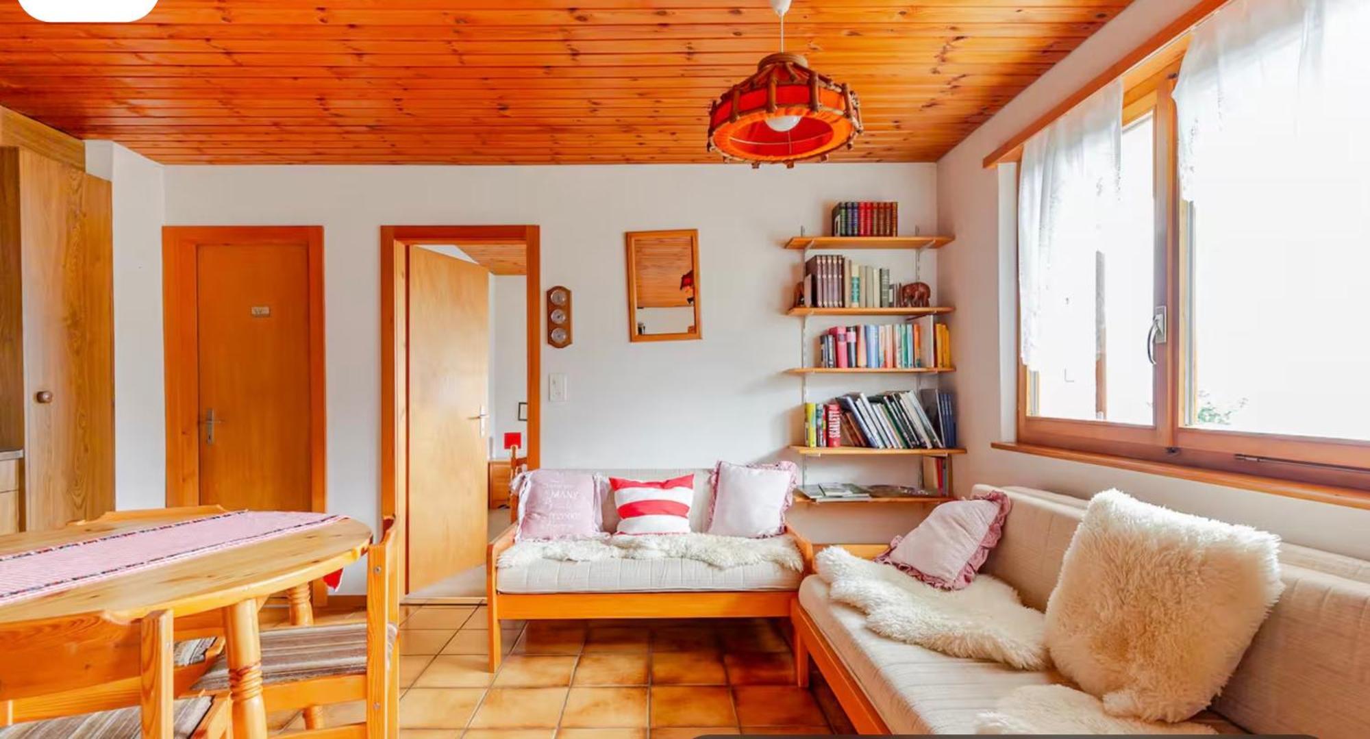 Gemuetliche Wohnung Mit Traumaussicht! 阿尔宾内 外观 照片
